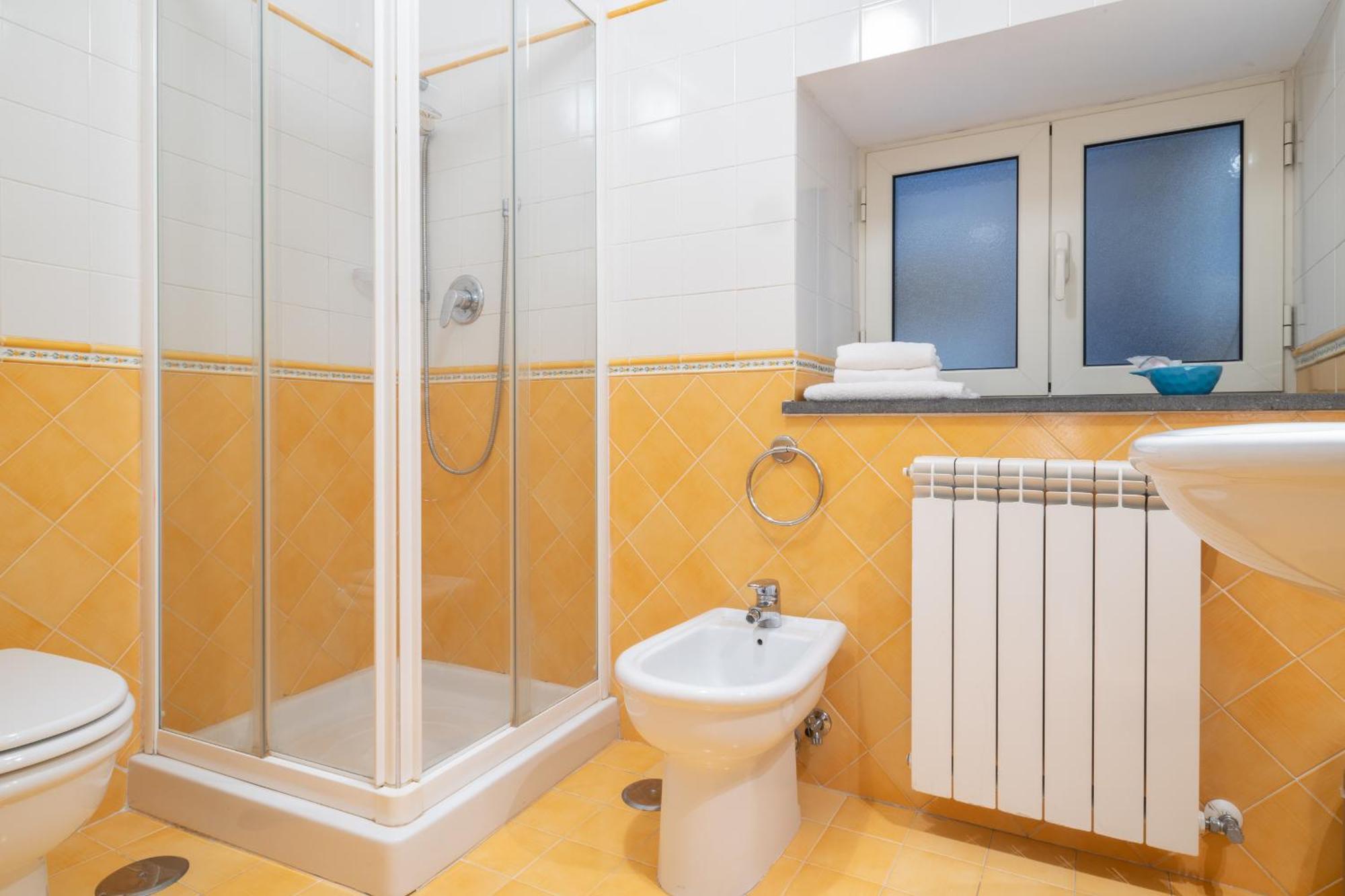 Ecce Homo 28 Bed & Breakfast Naples Exterior photo